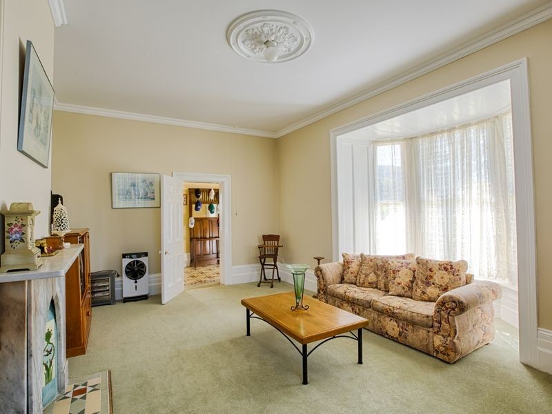 1 Evans Close, Lithgow NSW 2790