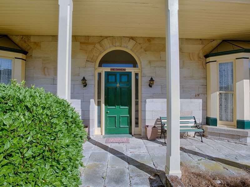 1 Evans Close, Lithgow NSW 2790