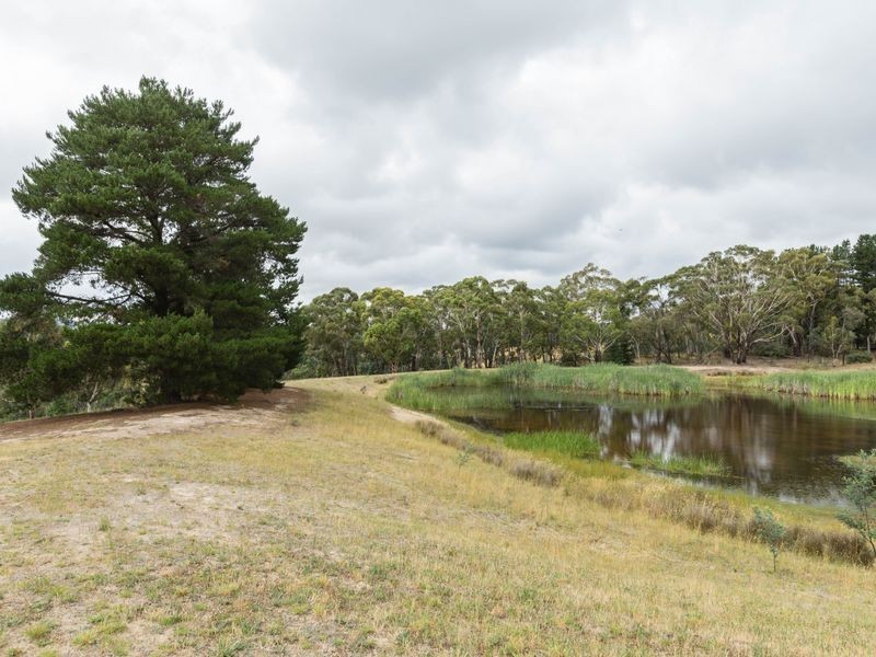 4 Hughes Lane, Marrangaroo NSW 2790