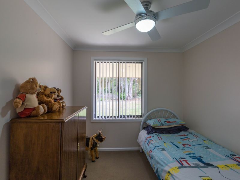 4 Hughes Lane, Marrangaroo NSW 2790