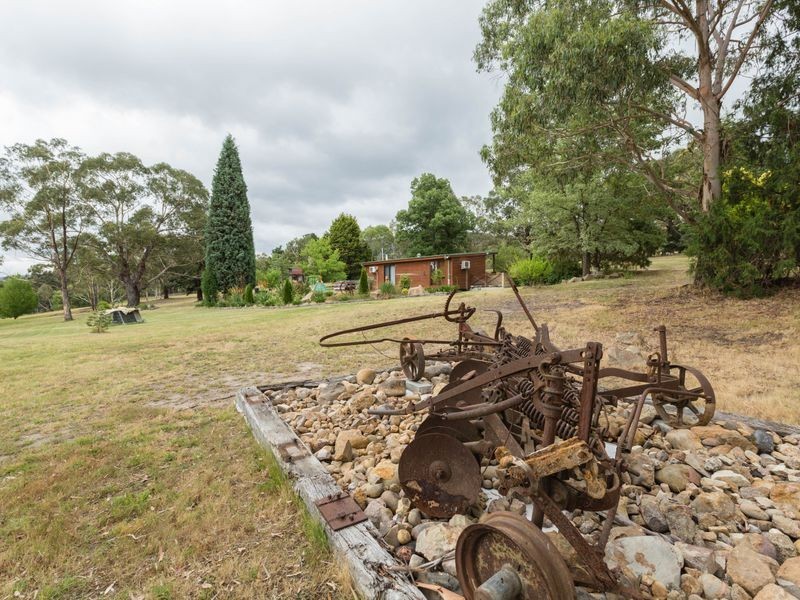 4 Hughes Lane, Marrangaroo NSW 2790