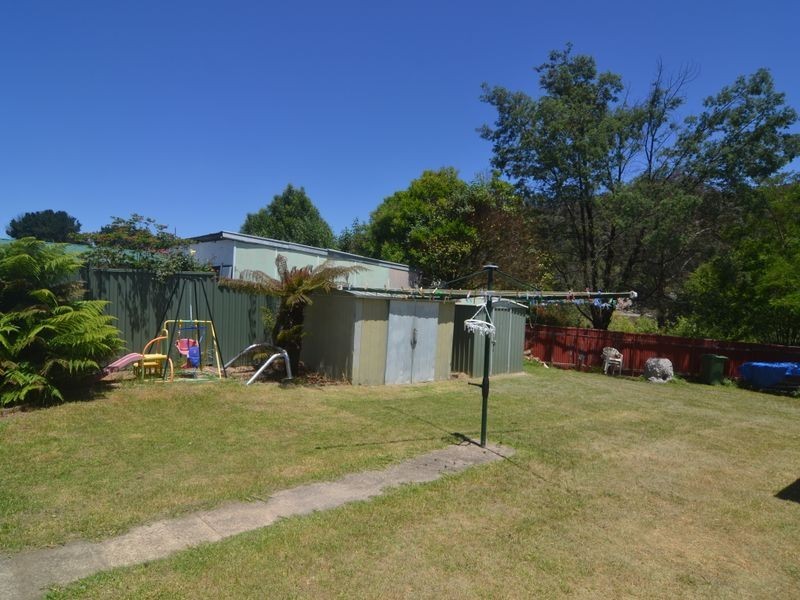 180 Inch Street, Lithgow NSW 2790