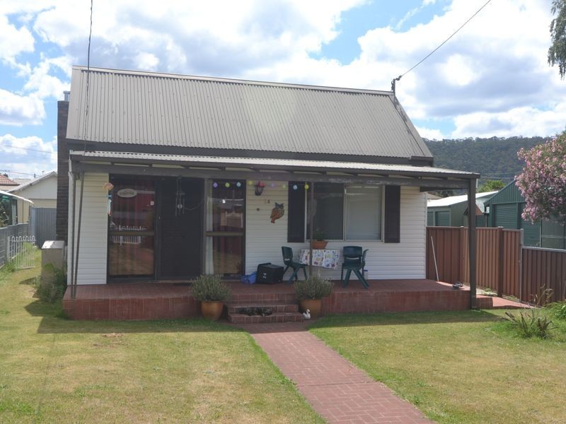24 John Street, Lithgow NSW 2790