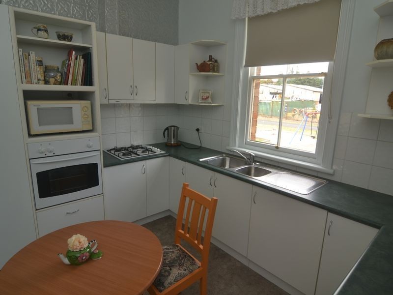 3 Chifley Road, Lithgow NSW 2790