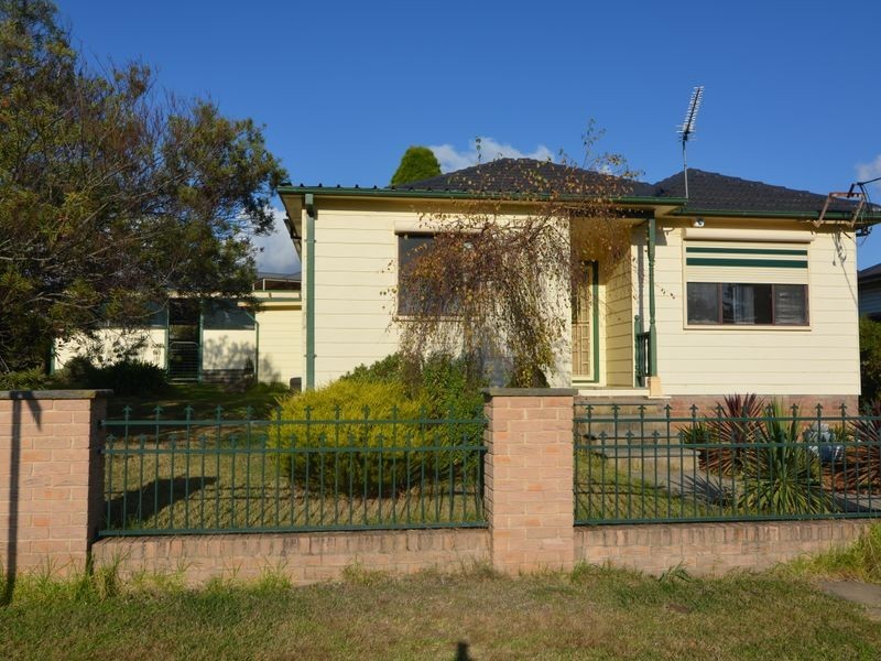 79 Inch Street, Lithgow NSW 2790