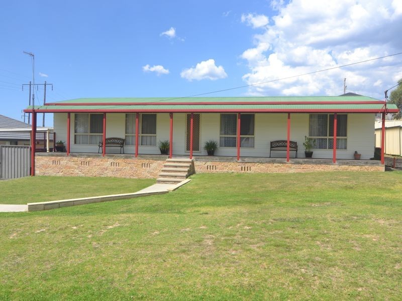 70 Cary Avenue, Wallerawang NSW 2845