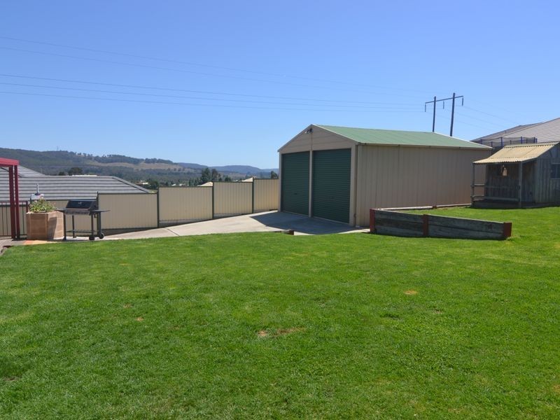 70 Cary Avenue, Wallerawang NSW 2845