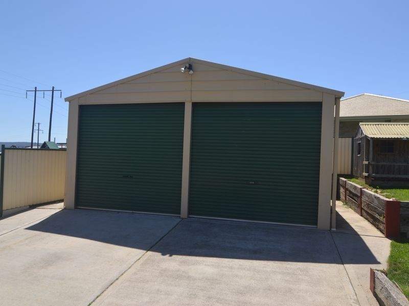 70 Cary Avenue, Wallerawang NSW 2845