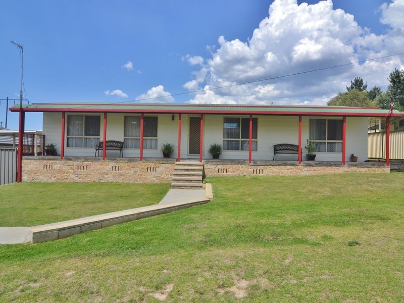 70 Cary Avenue, Wallerawang NSW 2845