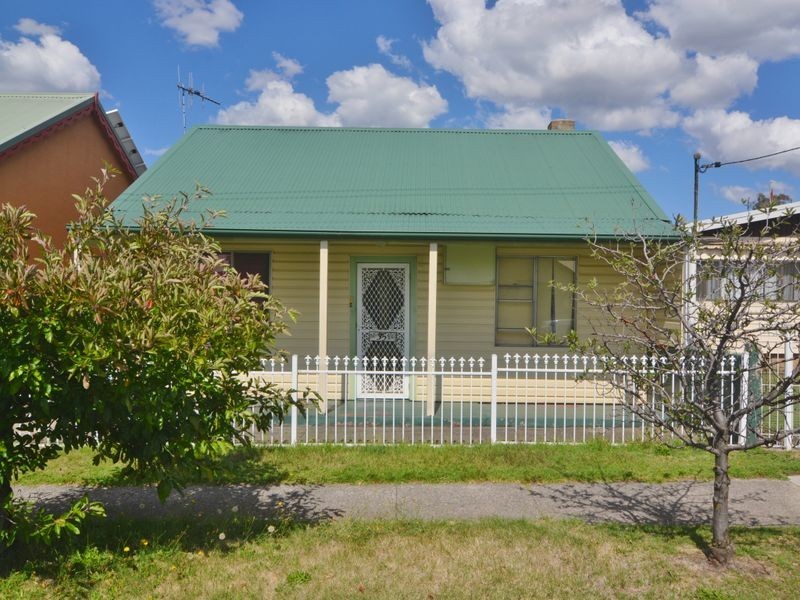 35 Tank Street, Lithgow NSW 2790