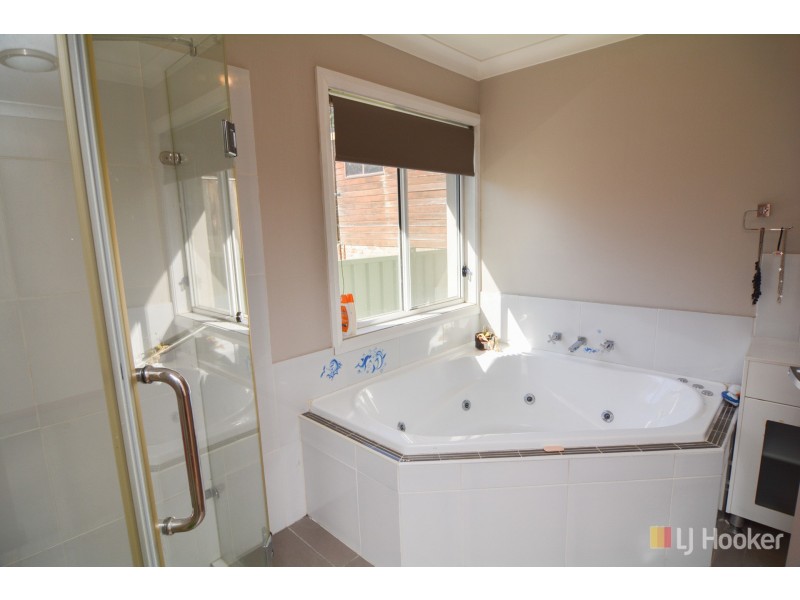 59 Chifley Road, Lithgow NSW 2790