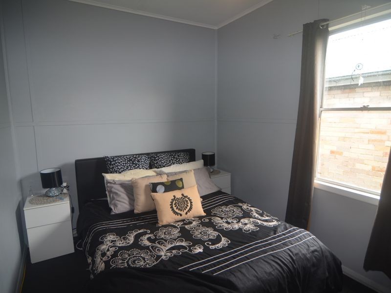 22 Ferro Street, Lithgow NSW 2790