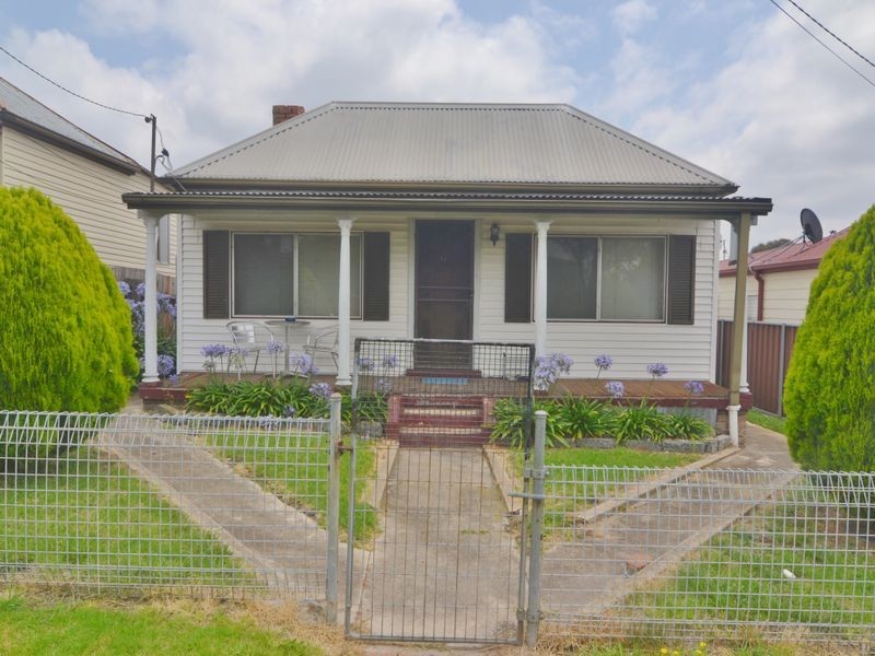 11 Cox Street, Portland NSW 2847