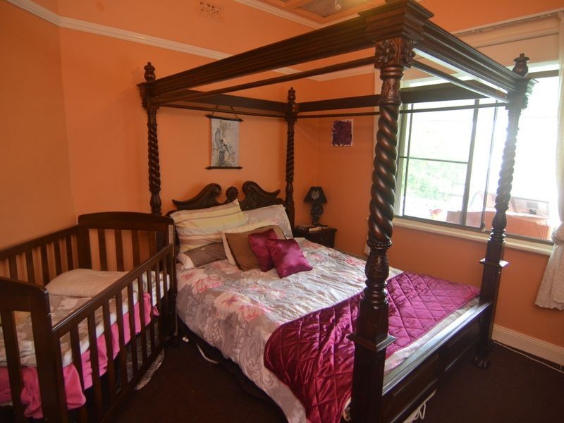 2 Eskbank Street, Lithgow NSW 2790