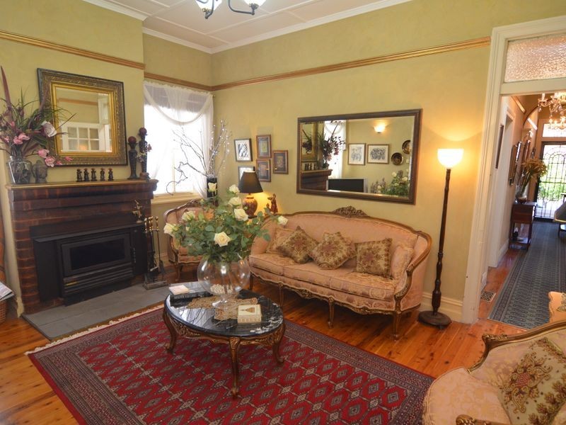 55 Railway Parade, Lithgow NSW 2790