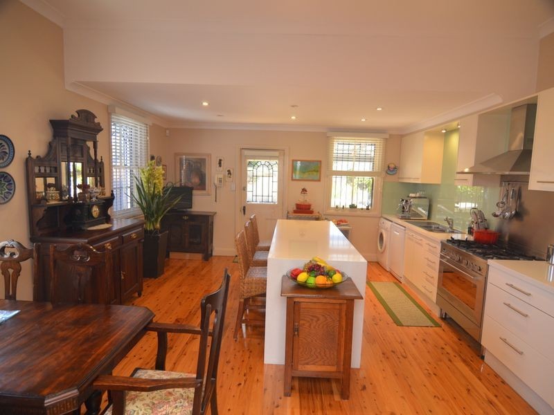 55 Railway Parade, Lithgow NSW 2790