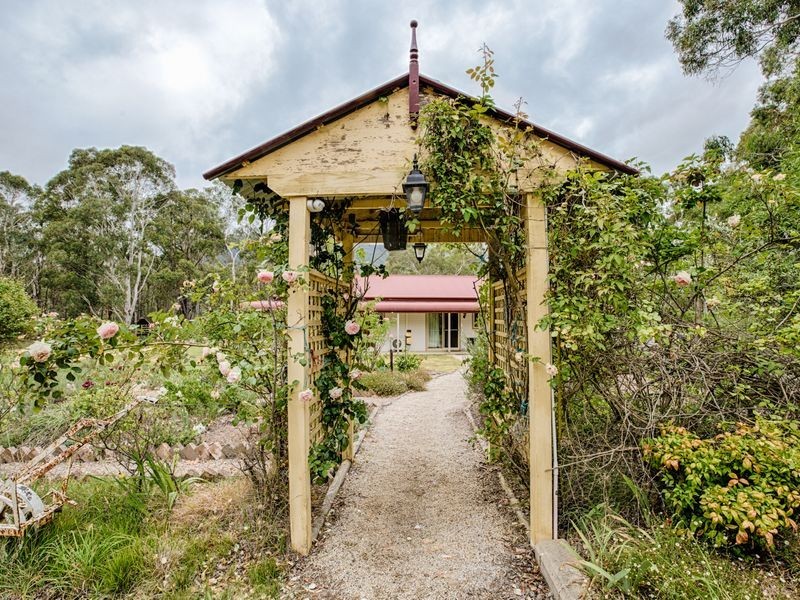 1075 Browns Gap Road, Hartley NSW 2790