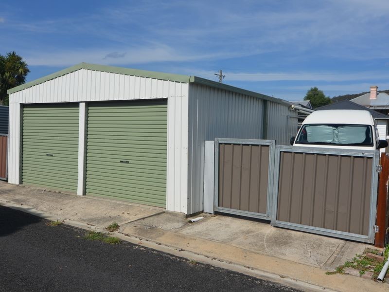 124 Inch Street, Lithgow NSW 2790