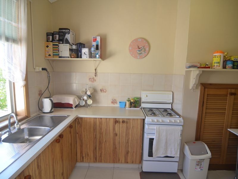 13 Lone Pine Ave, Lithgow NSW 2790