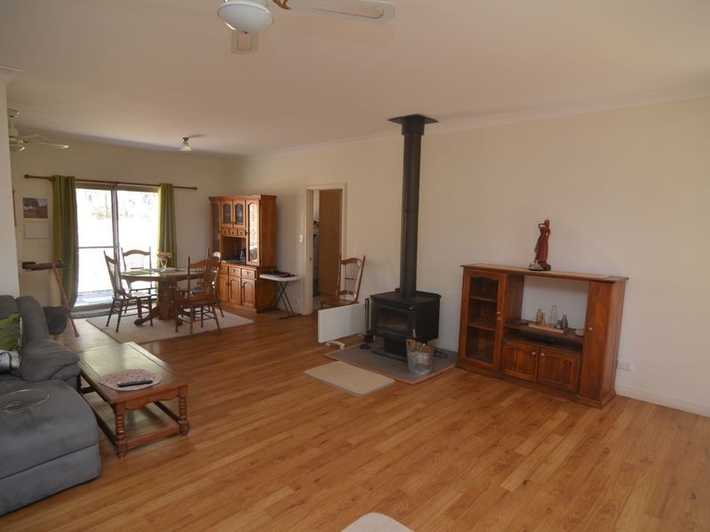 16 Creek Street, Portland NSW 2847