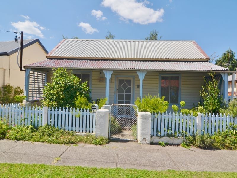 43 Stephenson Street, Lithgow NSW 2790