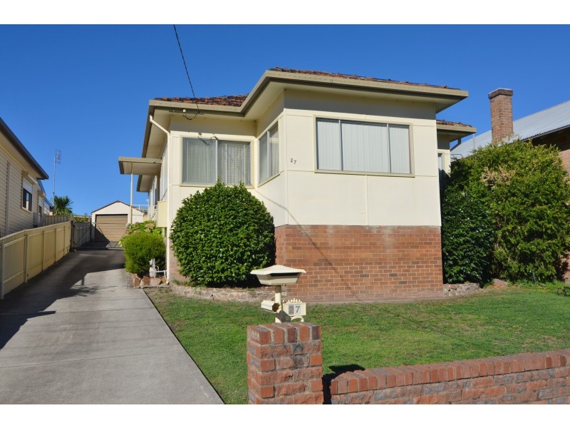 27 Sandford Avenue, Lithgow NSW 2790