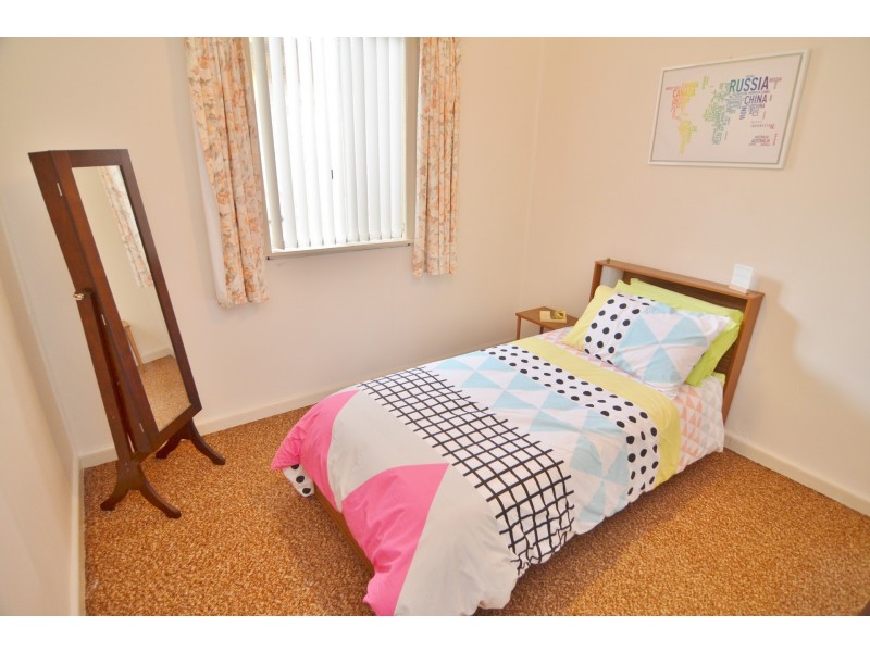 27 Sandford Avenue, Lithgow NSW 2790