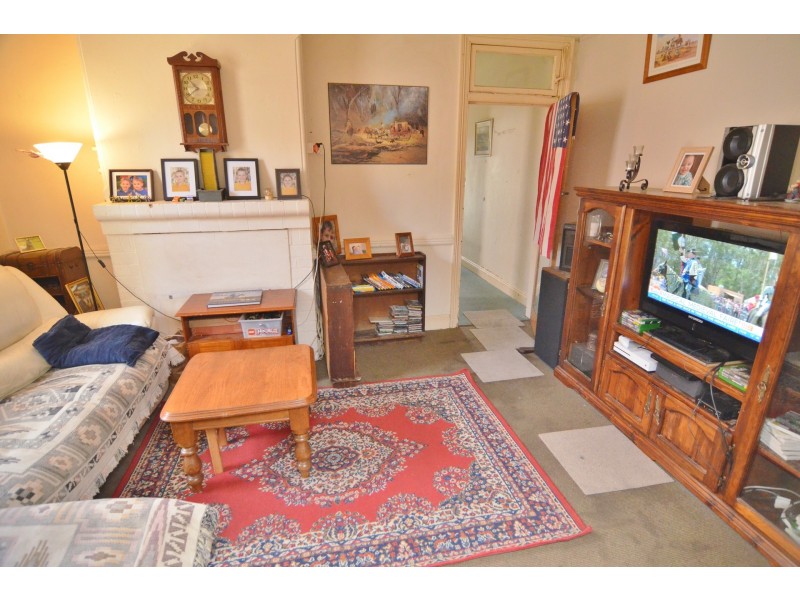27 Redgate Street, Lithgow NSW 2790