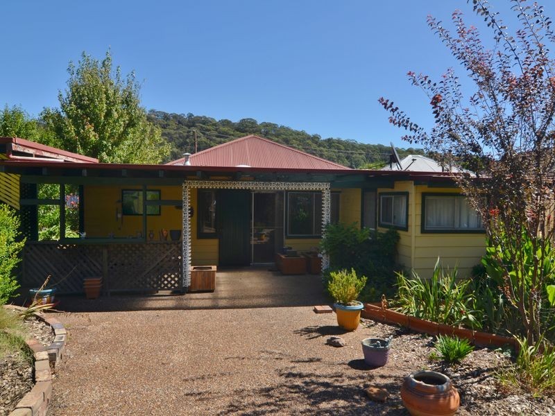 17 Redgate Street, Lithgow NSW 2790