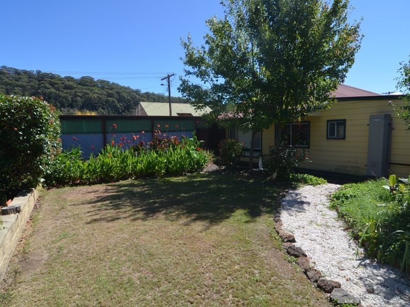 17 Redgate Street, Lithgow NSW 2790