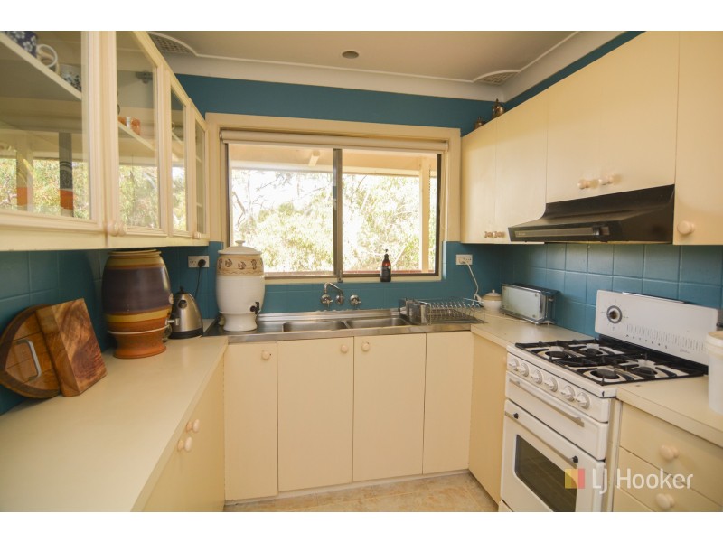 6 Thompson Street, Portland NSW 2847