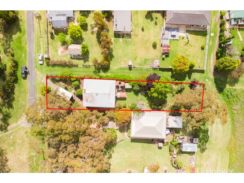 6 Thompson Street, Portland NSW 2847