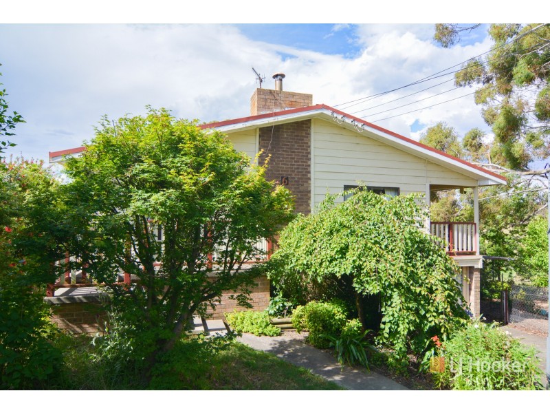 6 Thompson Street, Portland NSW 2847
