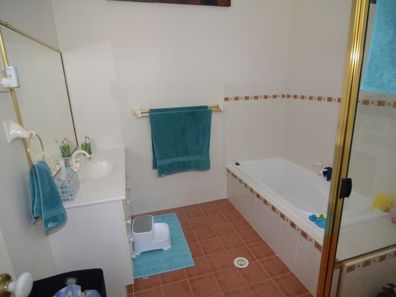 4 Claret Ash Avenue, Lithgow NSW 2790