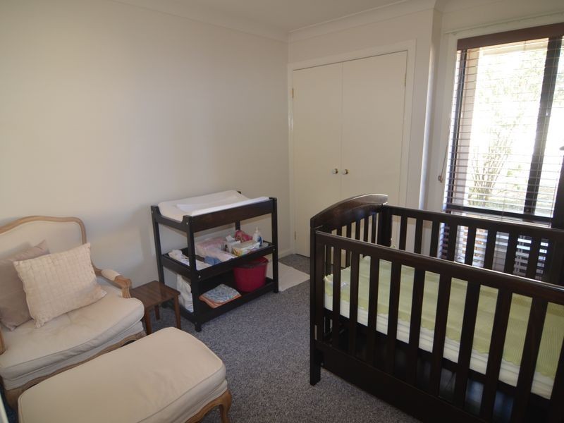 4 Claret Ash Avenue, Lithgow NSW 2790