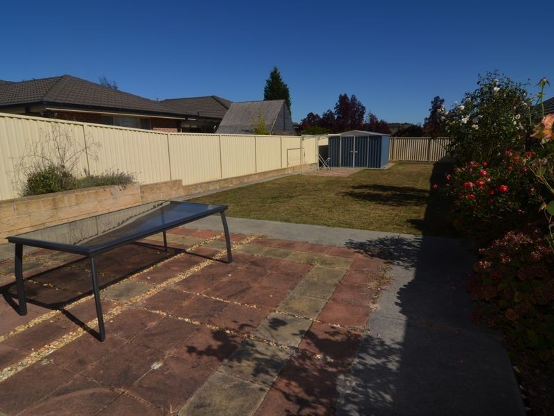 4 Claret Ash Avenue, Lithgow NSW 2790