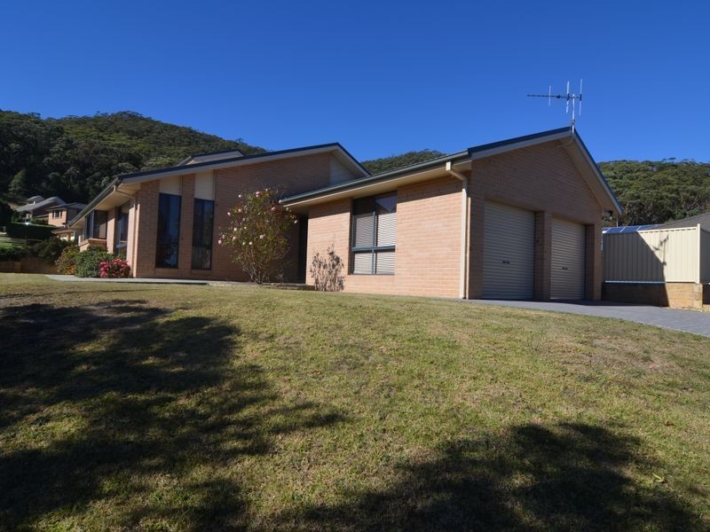 4 Claret Ash Avenue, Lithgow NSW 2790
