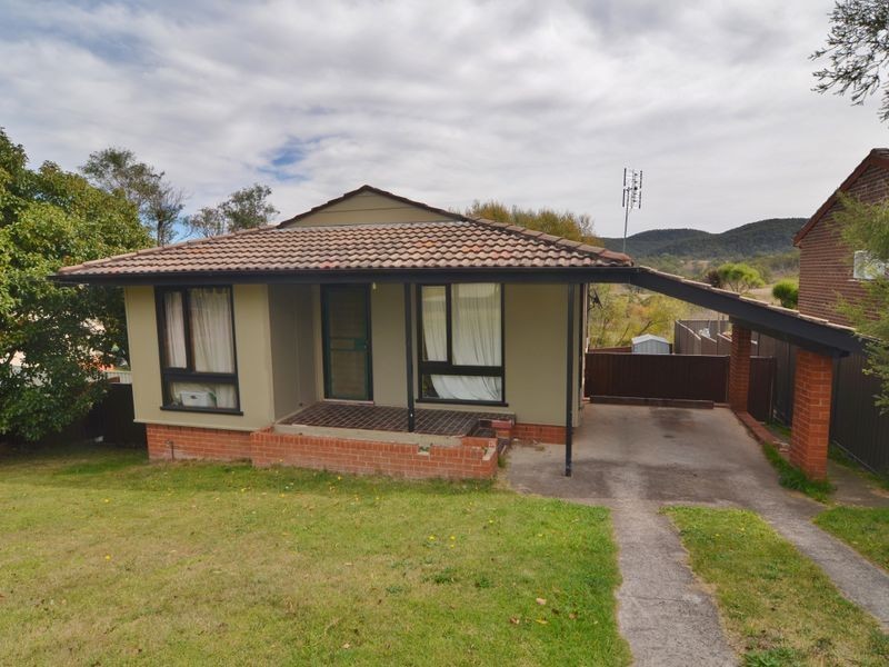 120 Landa Street, Lithgow NSW 2790