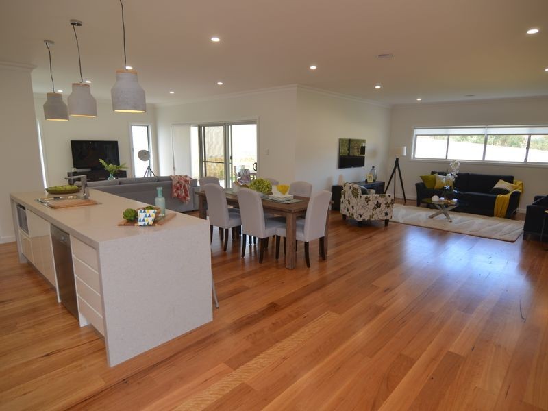 6 Hillcrest Avenue, Lithgow NSW 2790