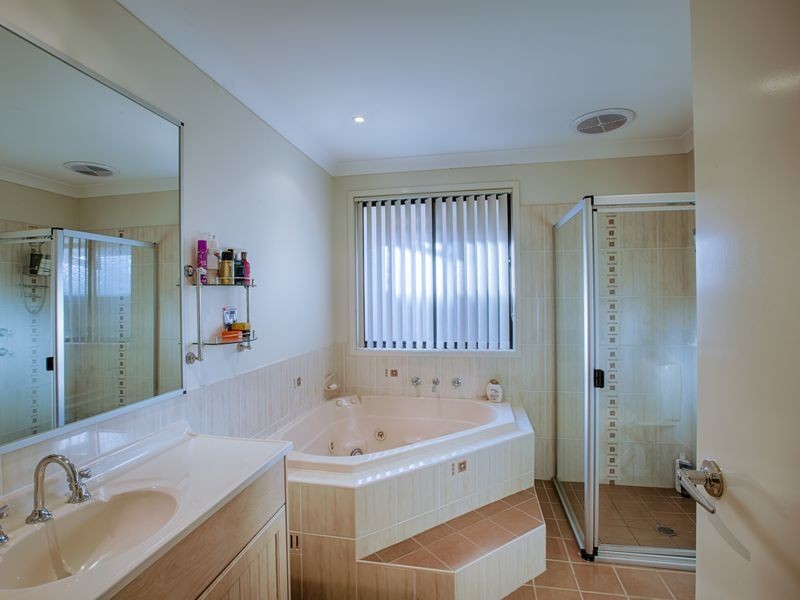 9 Acer Place, Lithgow NSW 2790