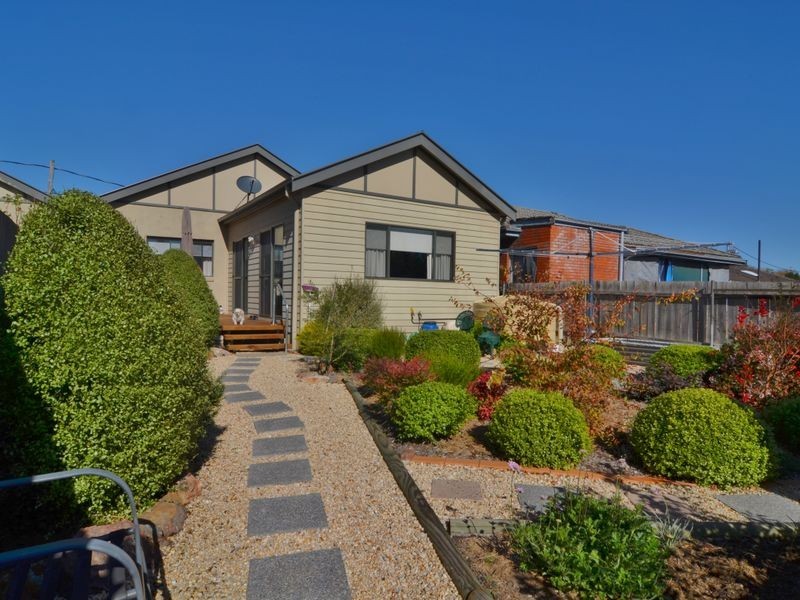 13 Bayonet Street, Lithgow NSW 2790