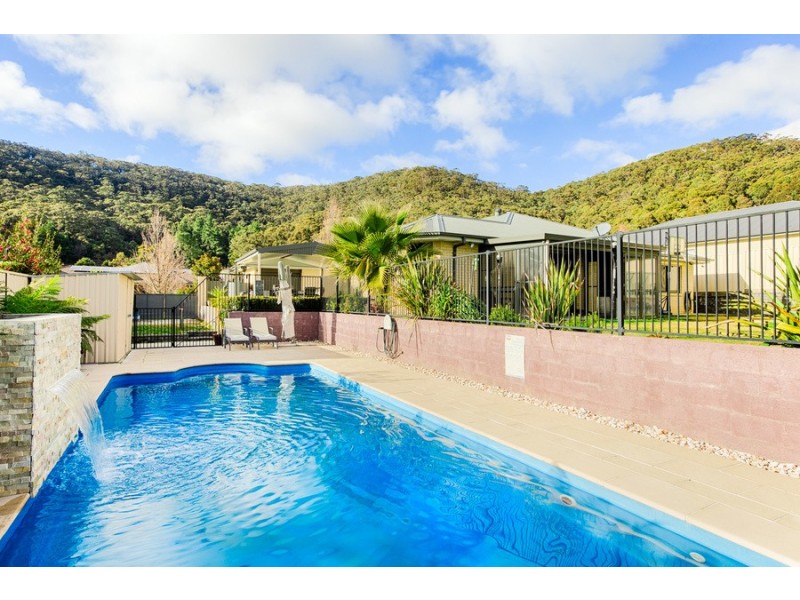 9 Munbinga Drive, Lithgow NSW 2790