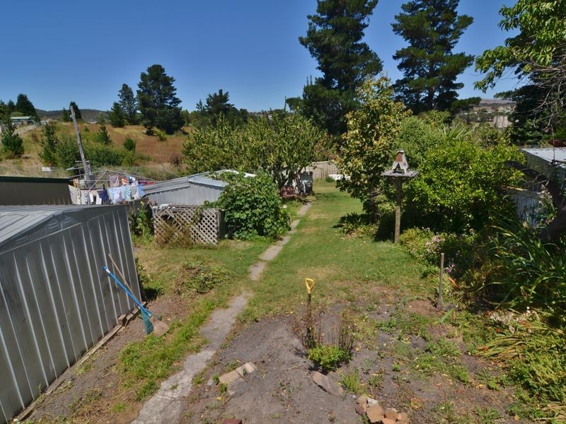 21 Roxburgh Street, Portland NSW 2847