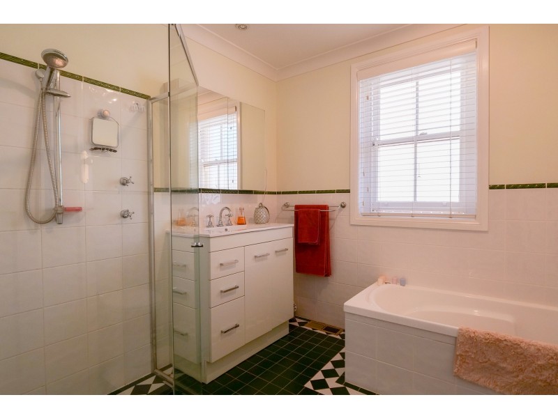 33 Ordnance Avenue, Lithgow NSW 2790