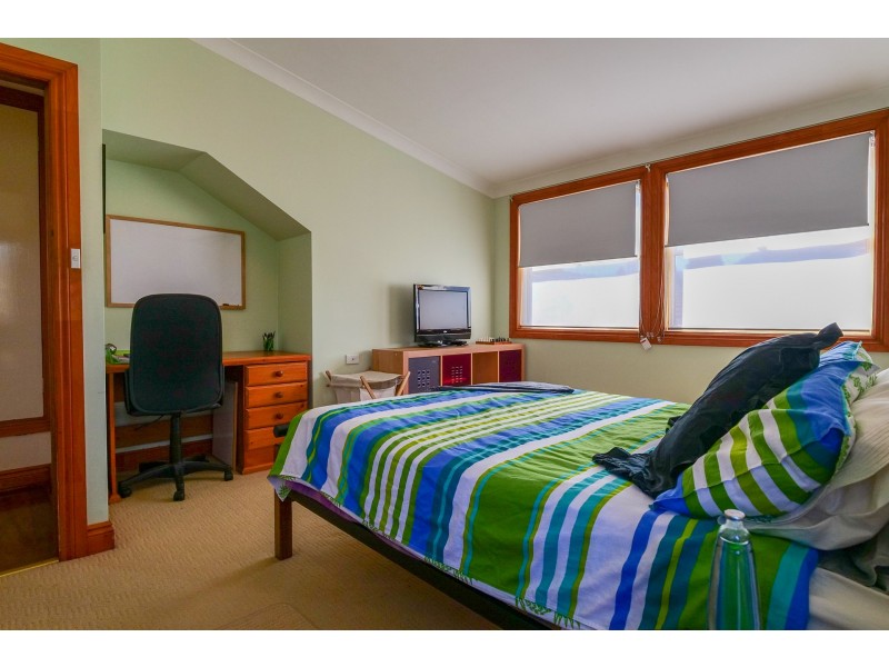 33 Ordnance Avenue, Lithgow NSW 2790