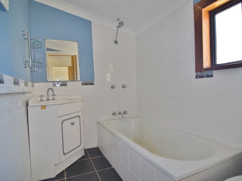 17 Piper Street, Portland NSW 2847