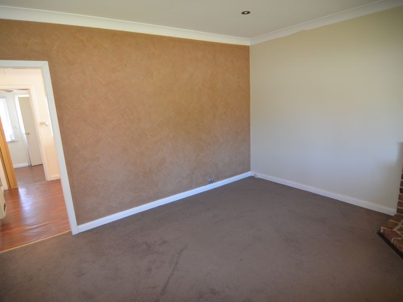 17 Piper Street, Portland NSW 2847