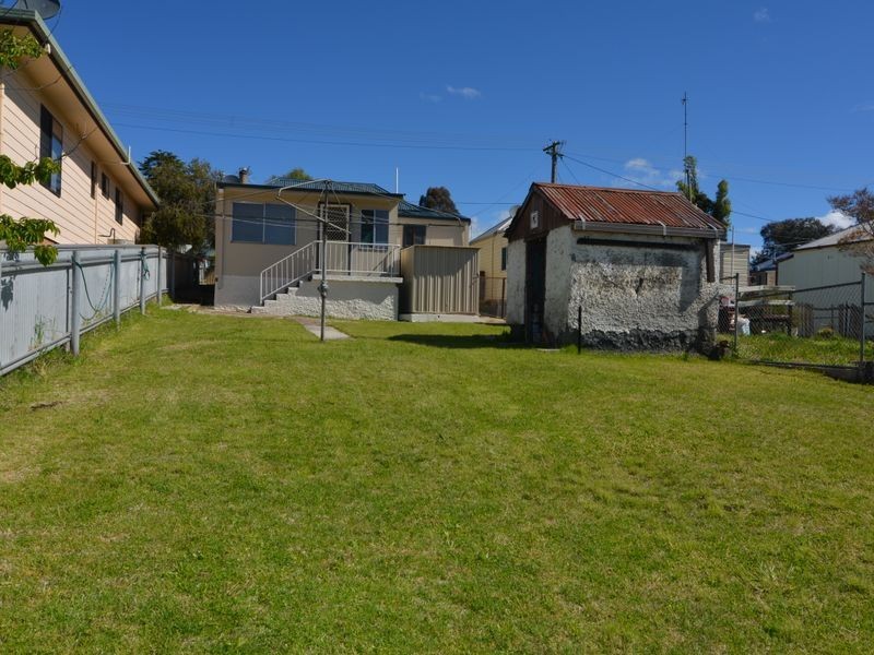 17 Piper Street, Portland NSW 2847