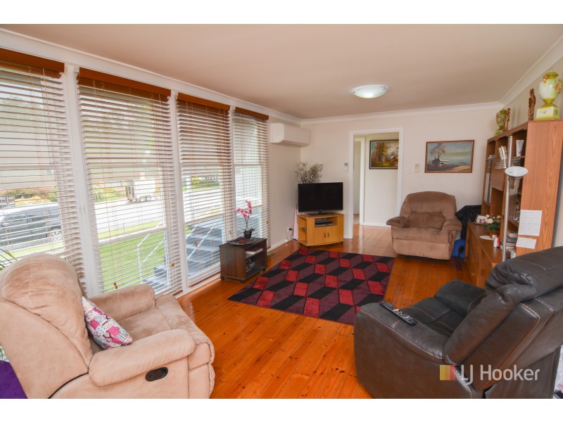 15 Sandford Avenue, Lithgow NSW 2790