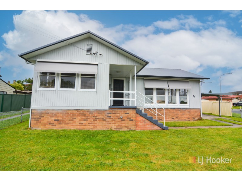15 Sandford Avenue, Lithgow NSW 2790